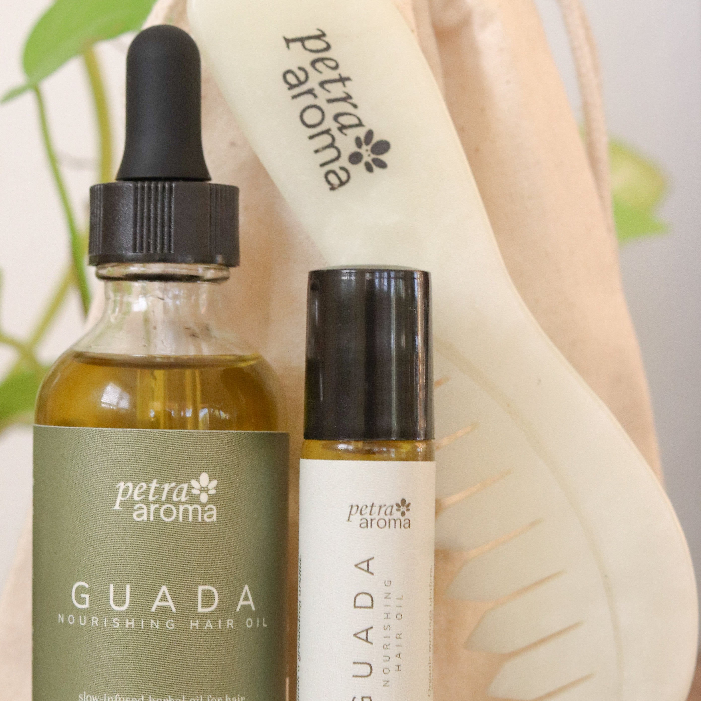 Guada Complete Gift Set: hair oil, roll-on, jade comb and gift bag
